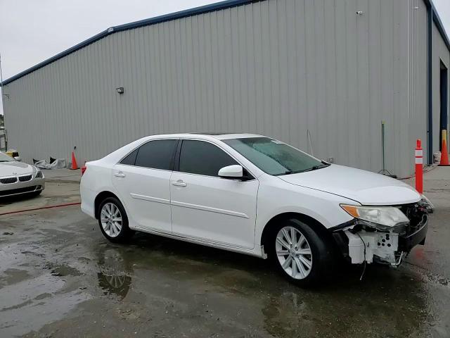 2014 Toyota Camry - Image 14