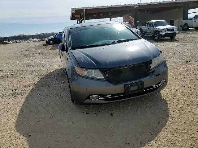 2015 Honda Odyssey - Image 15