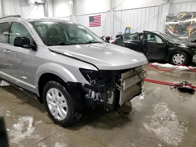 2017 Dodge Journey - Image 15
