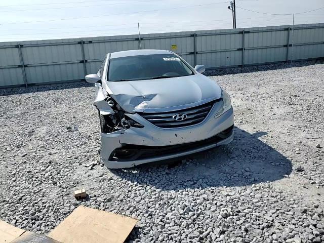 2014 Hyundai Sonata - Image 11
