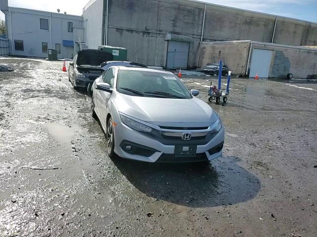 2018 Honda Civic - Image 11