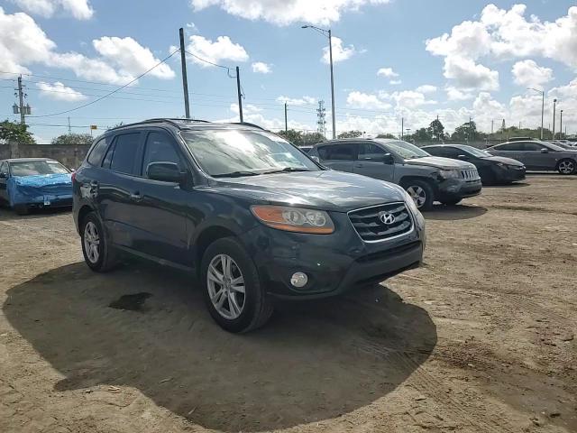 2010 Hyundai Santa Fe - Image 12
