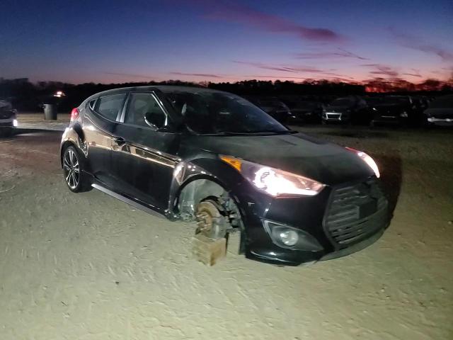 2016 Hyundai Veloster - Image 14