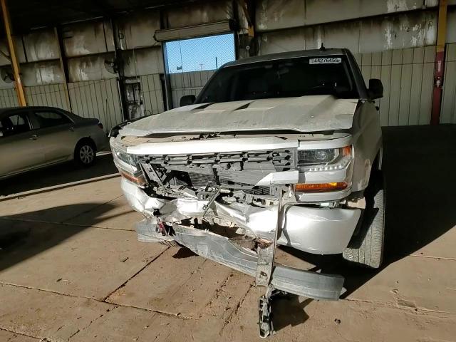 2018 Chevrolet Silverado - Image 10