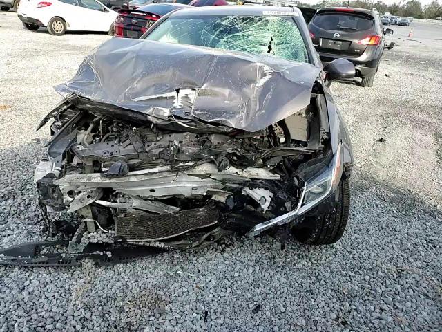 2021 Toyota Camry - Image 11