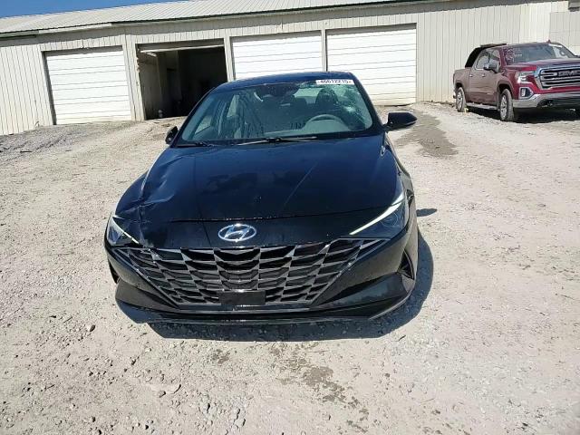 2021 Hyundai Elantra - Image 13