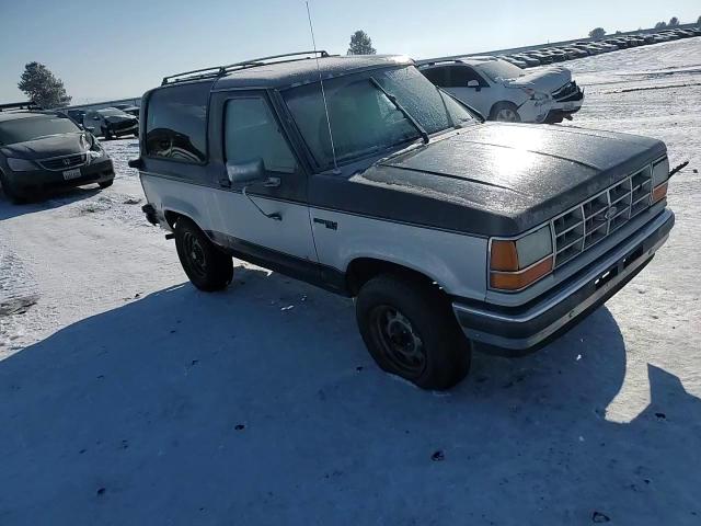 1989 Ford Bronco - Image 11