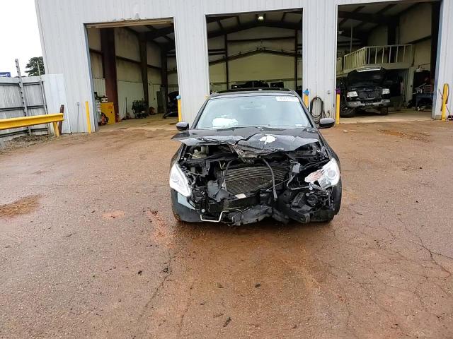 2013 Chrysler 200 - Image 10