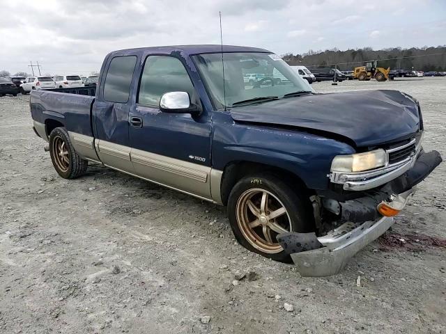 2000 Chevrolet Silverado - Image 11