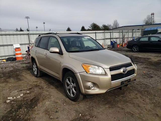 2010 Toyota RAV 4 - Image 12