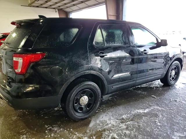 2017 Ford Explorer - Image 14
