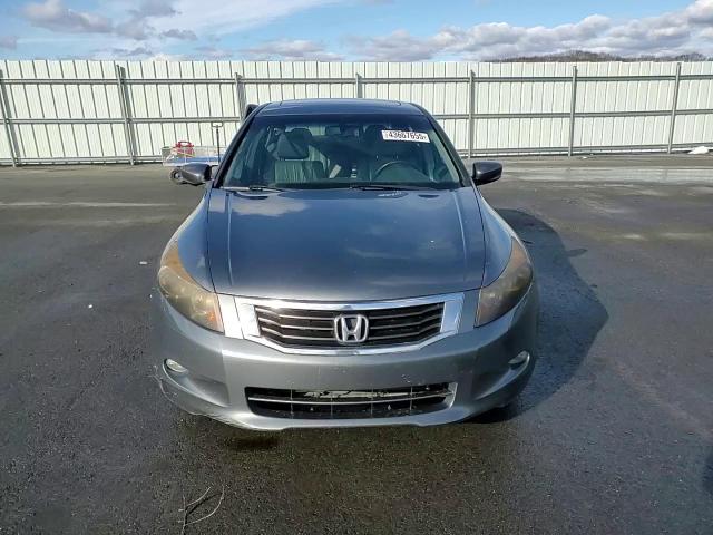 2008 Honda Accord - Image 11
