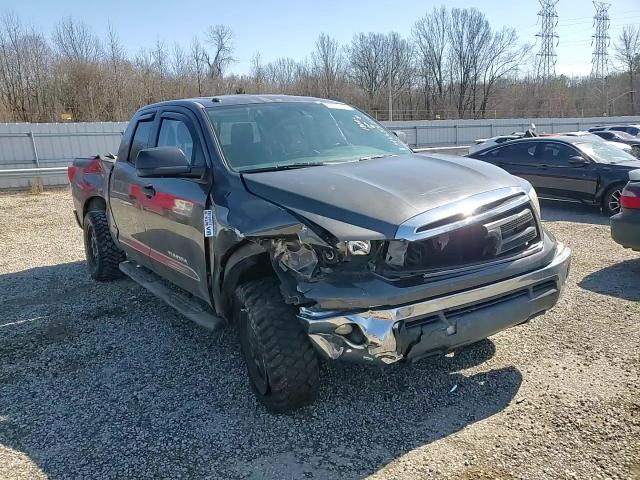 2013 Toyota Tundra - Image 12