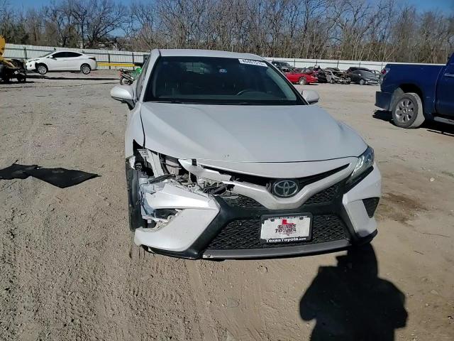 2018 Toyota Camry - Image 11