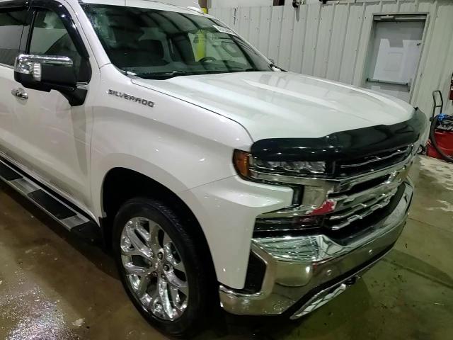 2020 Chevrolet Silverado - Image 13