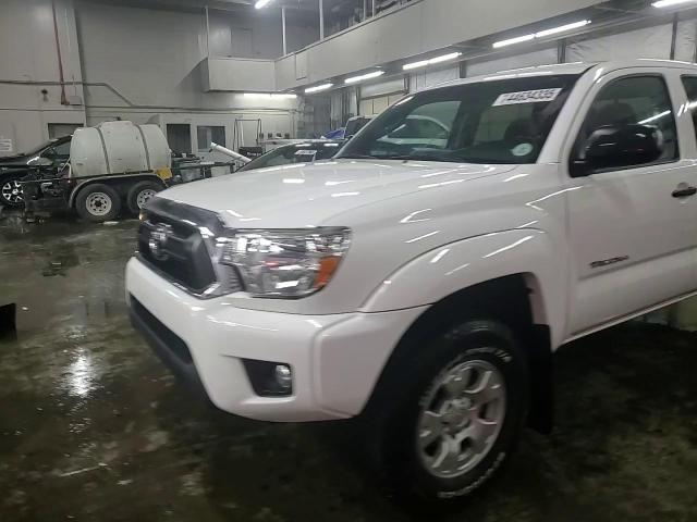 2014 Toyota Tacoma - Image 13