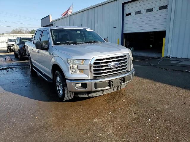 2015 Ford F-150 - Image 13