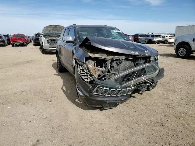 2017 Jeep Grand Cherokee - Image 12