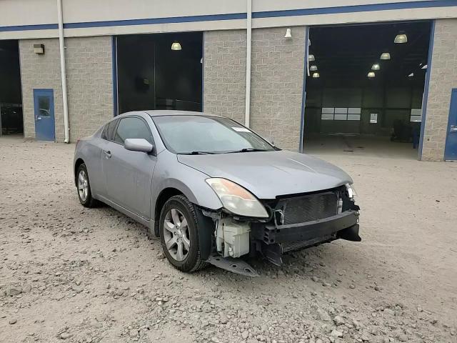 2009 Nissan Altima - Image 11