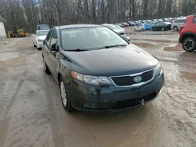 2012 Kia Forte - Image 13