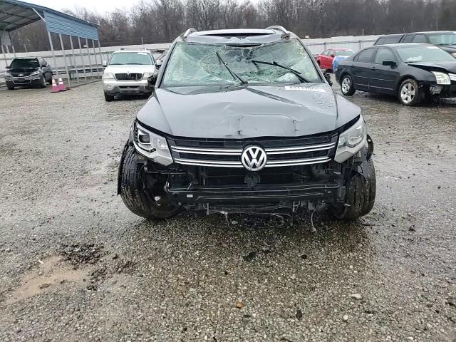 2016 Volkswagen Tiguan S VIN: WVGAV7AX7GW561941 Lot: 44717085