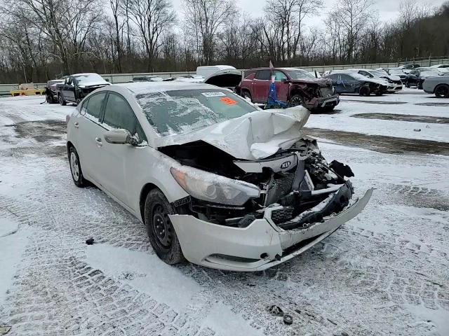 2014 Kia Forte - Image 11