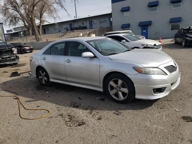 2011 Toyota Camry - Image 10
