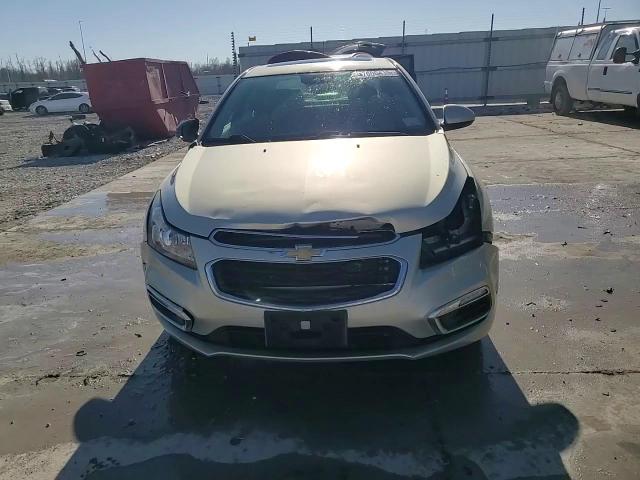 2015 Chevrolet Cruze - Image 13