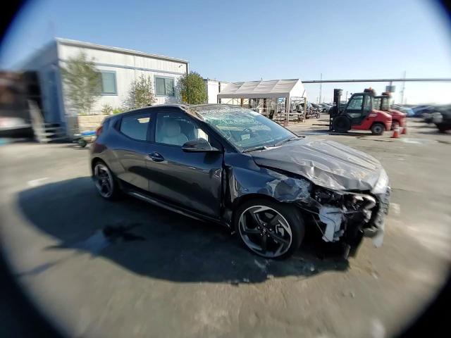2020 Hyundai Veloster - Image 11
