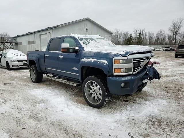 2016 Chevrolet Silverado - Image 11