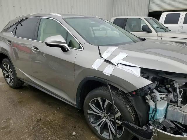 2022 Lexus RX - Image 14