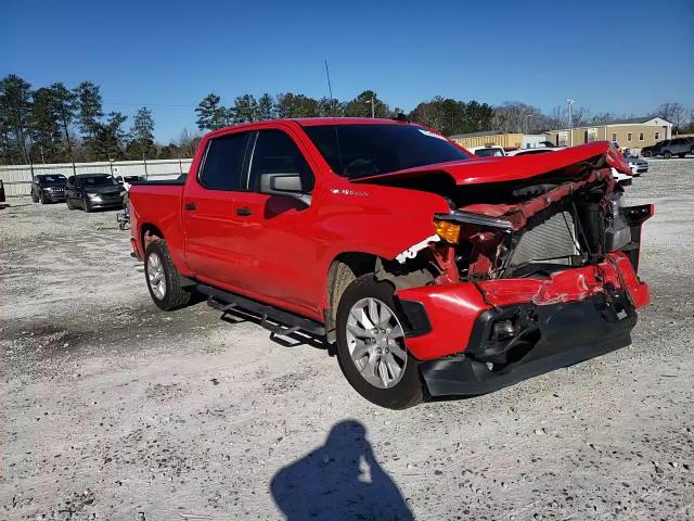 2019 Chevrolet Silverado - Image 13