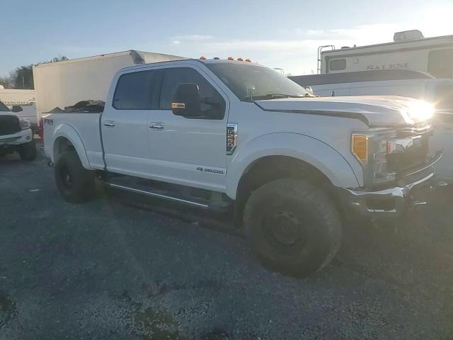 2017 Ford F250 - Image 10