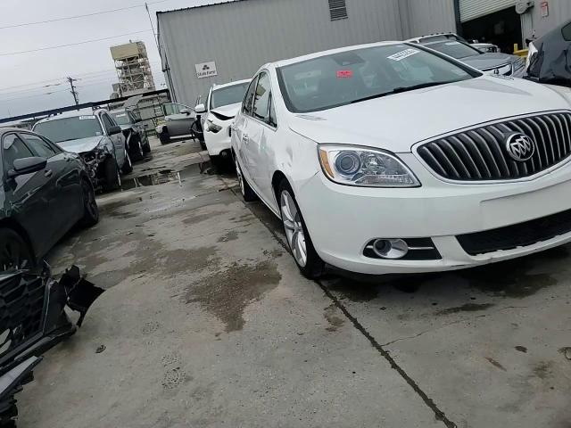 2015 Buick Verano - Image 13