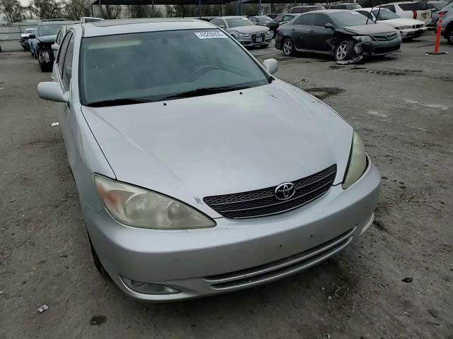2004 Toyota Camry - Image 10