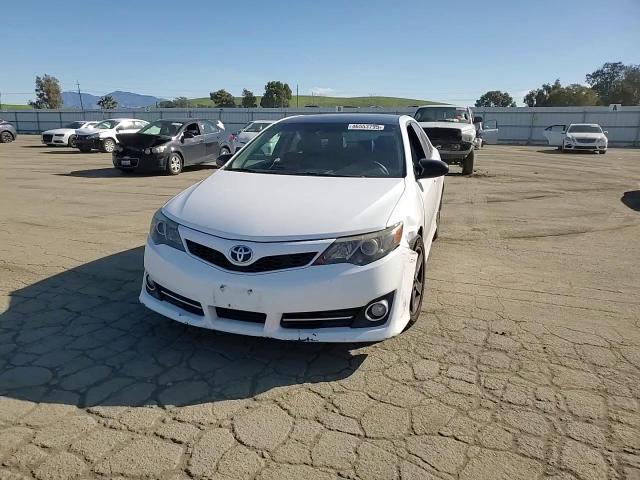 2013 Toyota Camry - Image 11
