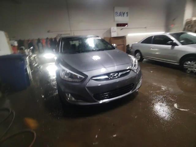 2014 Hyundai Accent - Image 14