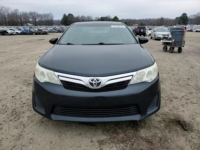 2012 Toyota Camry - Image 11