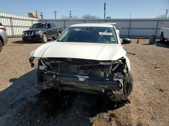 2022 Nissan Altima - Image 11