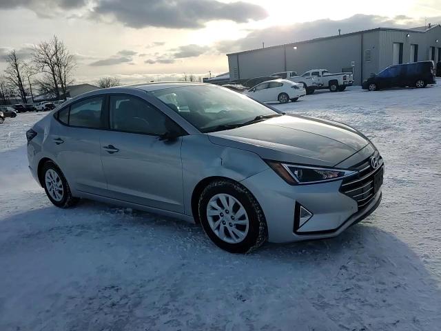 2020 Hyundai Elantra - Image 14