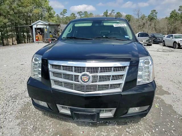2013 Cadillac Escalade - Image 14