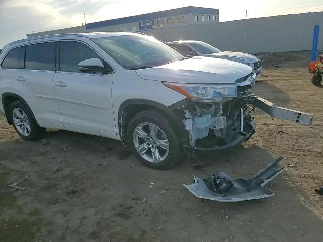 2016 Toyota Highlander - Image 11