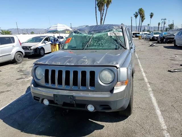 2012 Jeep Liberty (Patriot) - Image 12