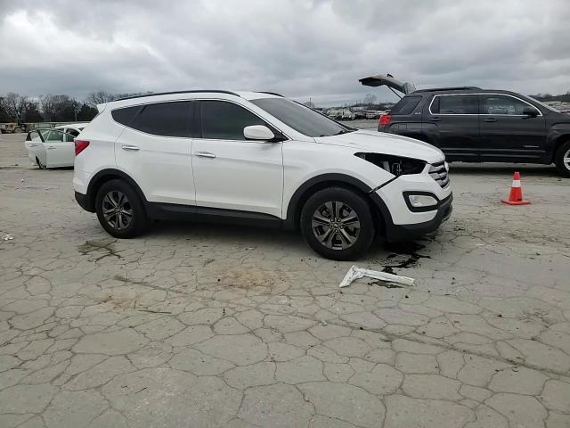 2015 Hyundai Santa Fe - Image 12