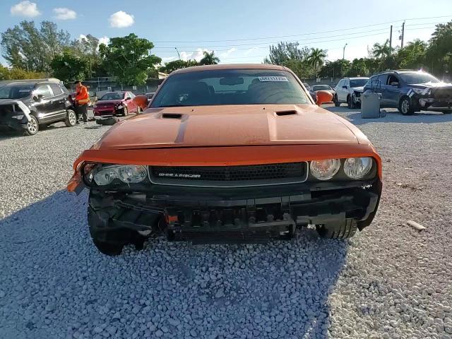 2014 Dodge Challenger - Image 13