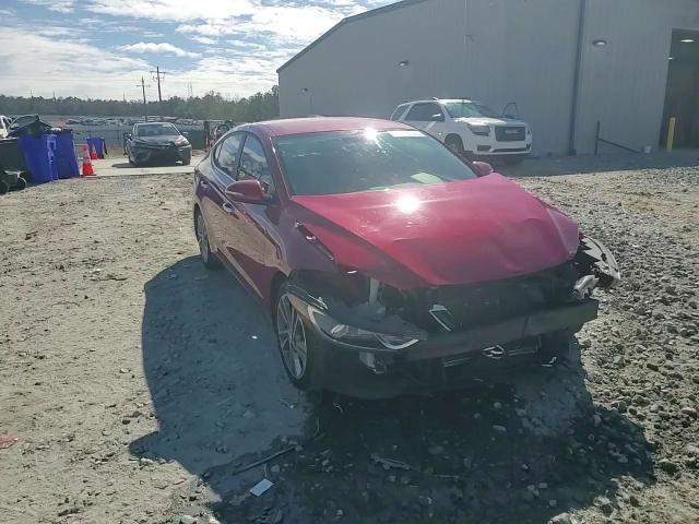 2017 Hyundai Elantra - Image 13