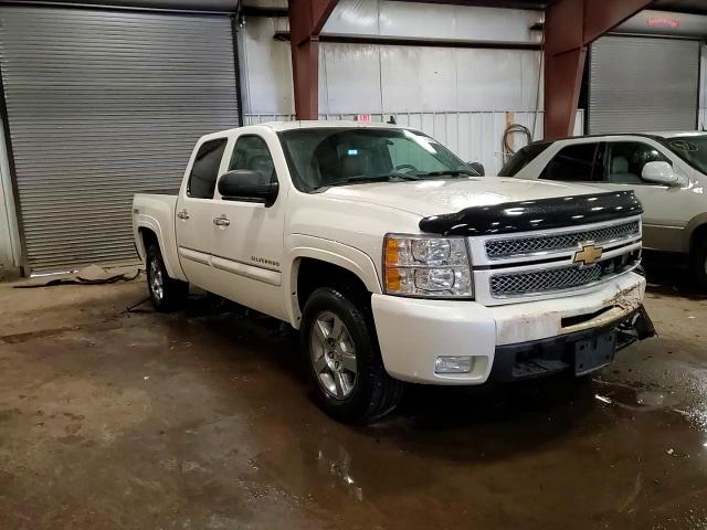 2013 Chevrolet Silverado - Image 14