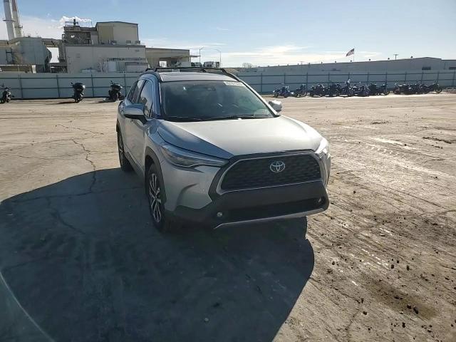 2022 Toyota Corolla Cross - Image 11