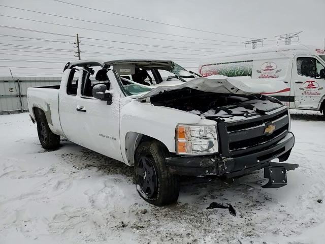 2013 Chevrolet Silverado - Image 10