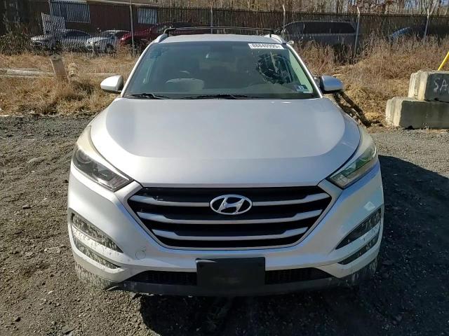 2017 Hyundai Tucson - Image 12